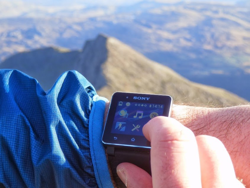 Sony Smartwatch 2 Review | Mud and Routes