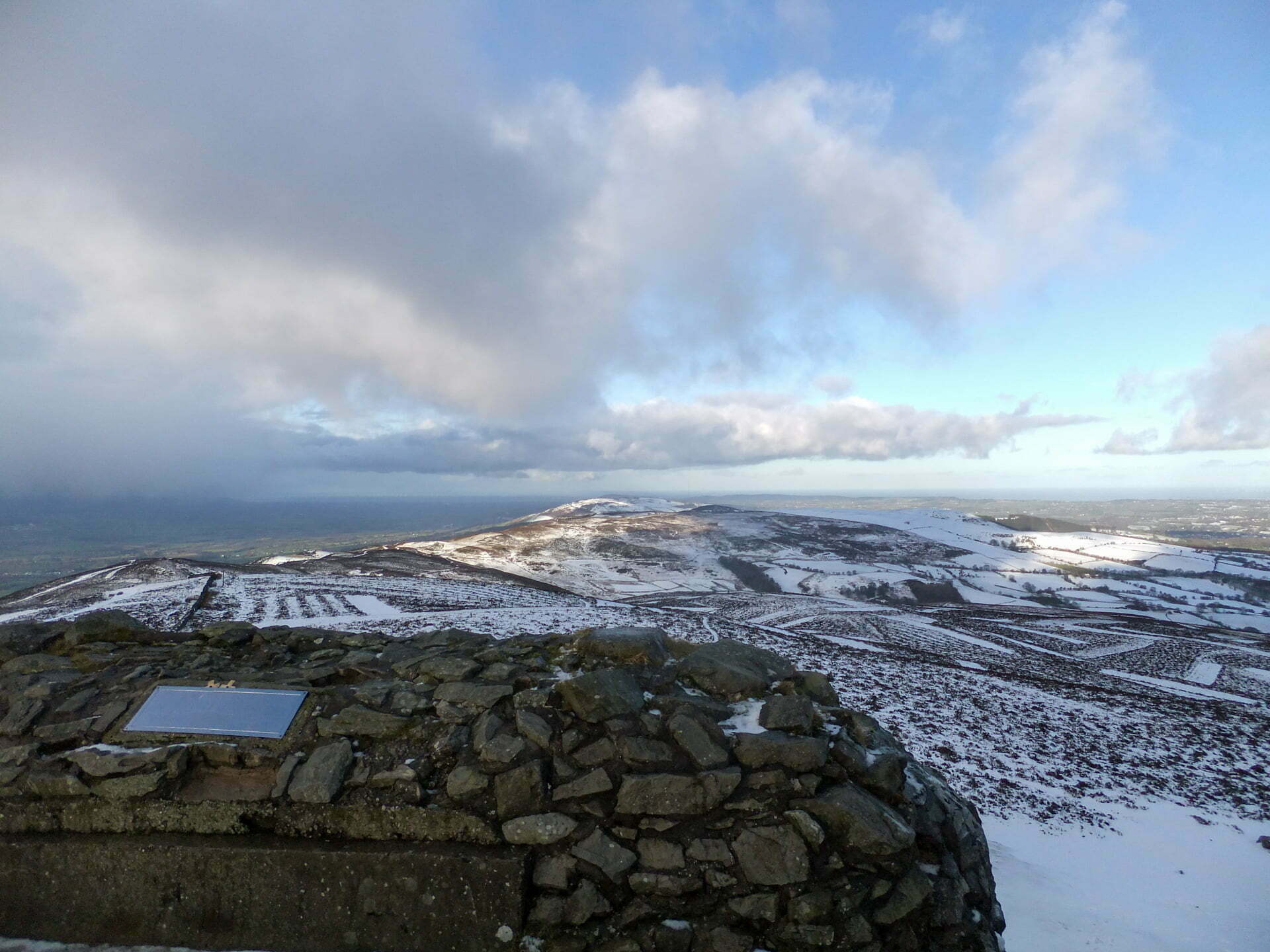 Moel Famau Walk from Moel Famau Car Park Mud and Routes