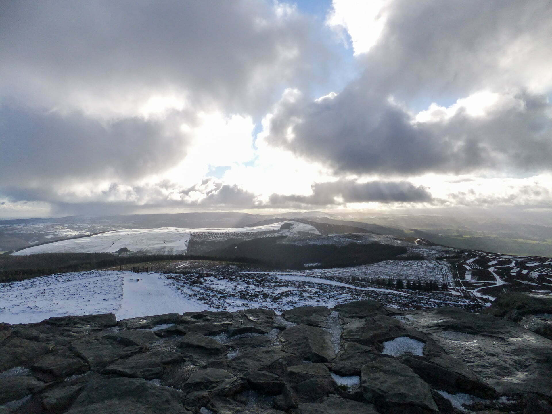Moel Famau Walk from Moel Famau Car Park Mud and Routes